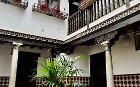 Casa Benalua, Siglo XVI
